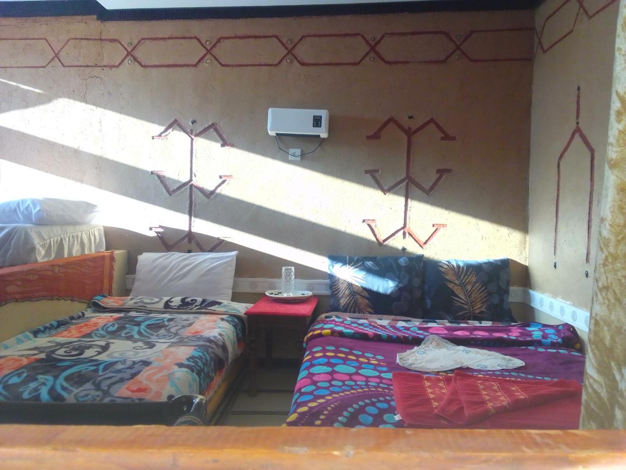 Hotel Restaurant Ait Saderat Boumalne Cameră foto